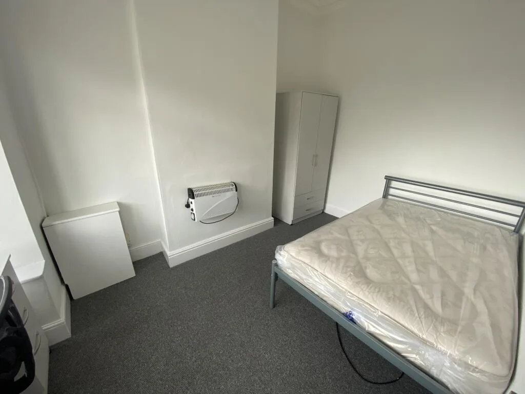 4 bedroom house for rent