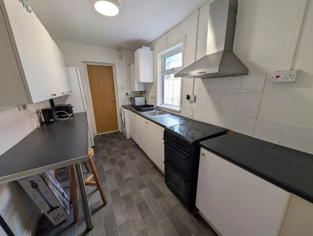4 bedroom terraced house for rent