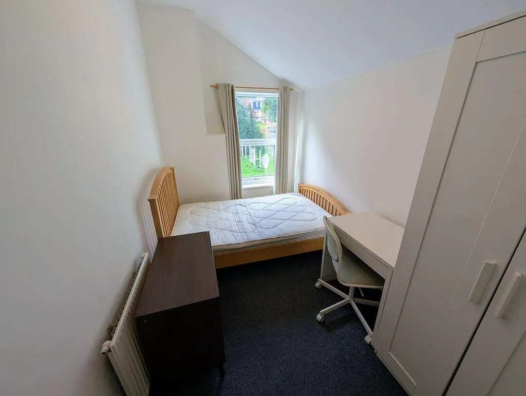 4 bedroom terraced house for rent