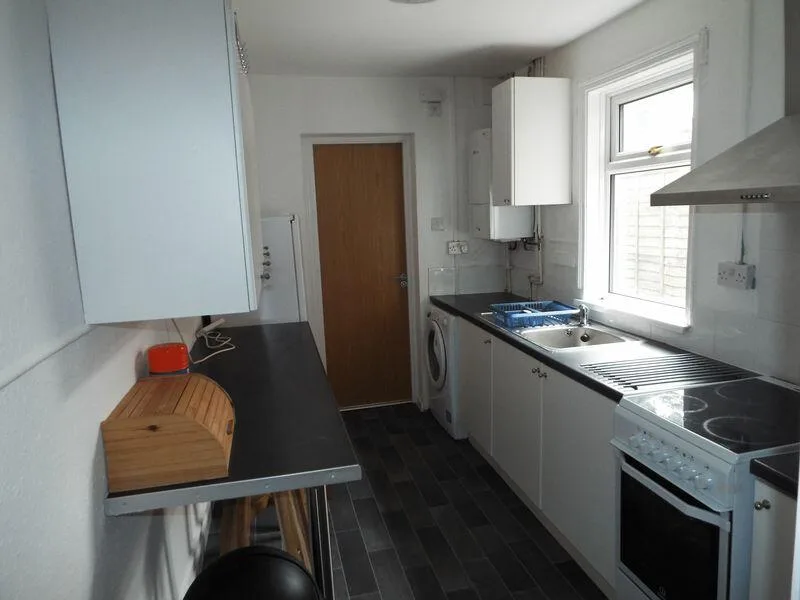 4 bedroom terraced house for rent