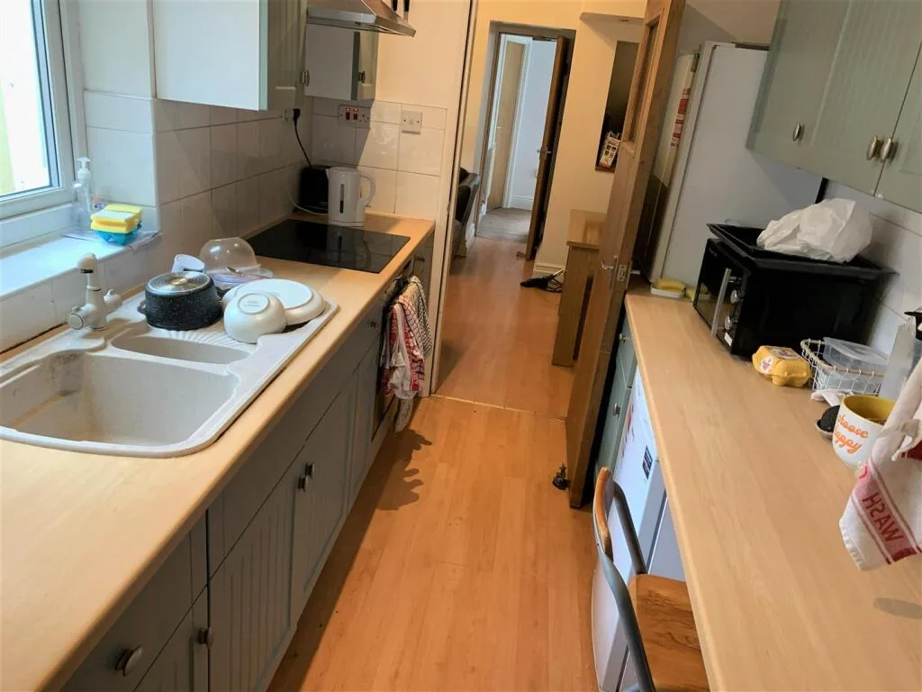 4 bedroom terraced house for rent