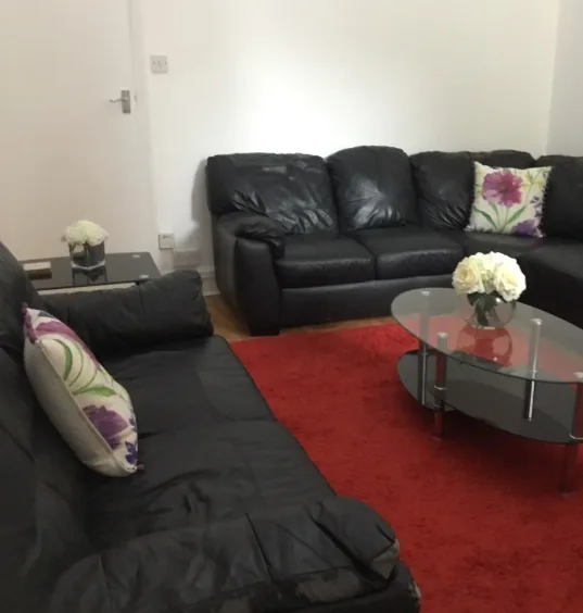 5 bedroom house for rent