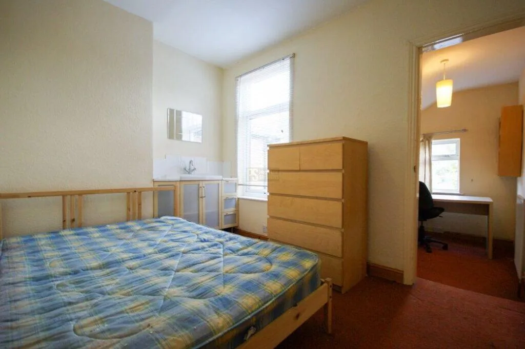 4 bedroom terraced house for rent