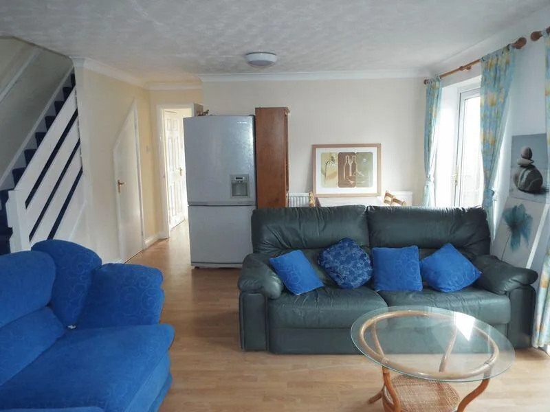 5 bedroom terraced house for rent