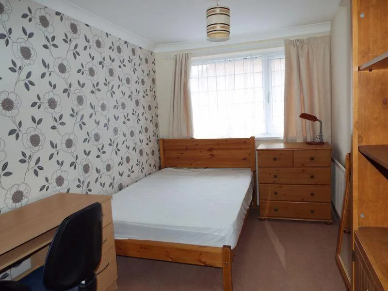 5 bedroom terraced house for rent