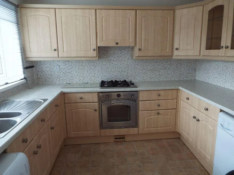 5 bedroom terraced house for rent