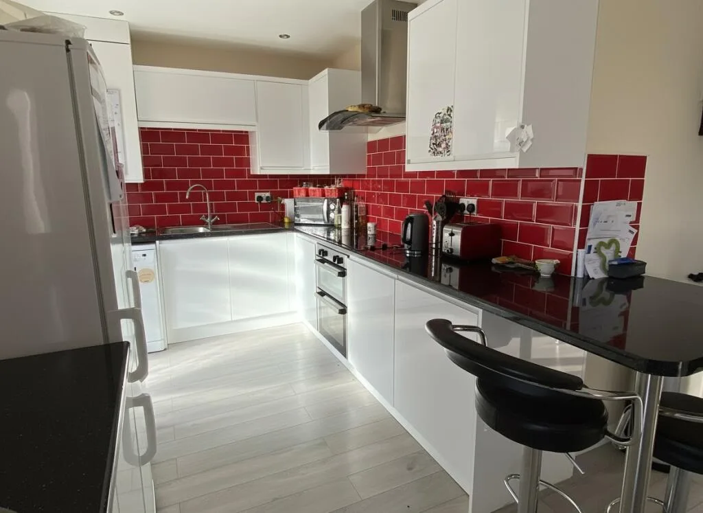 5 bedroom house for rent