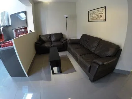 6 bedroom house for rent
