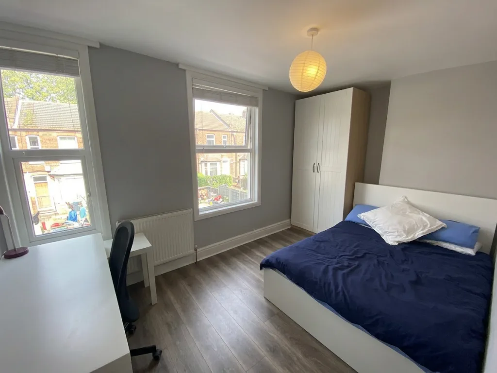 5 bedroom house for rent