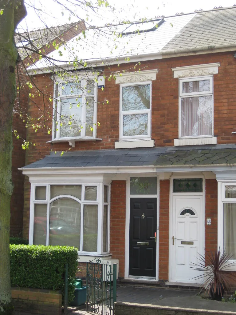 6 bedroom house for rent