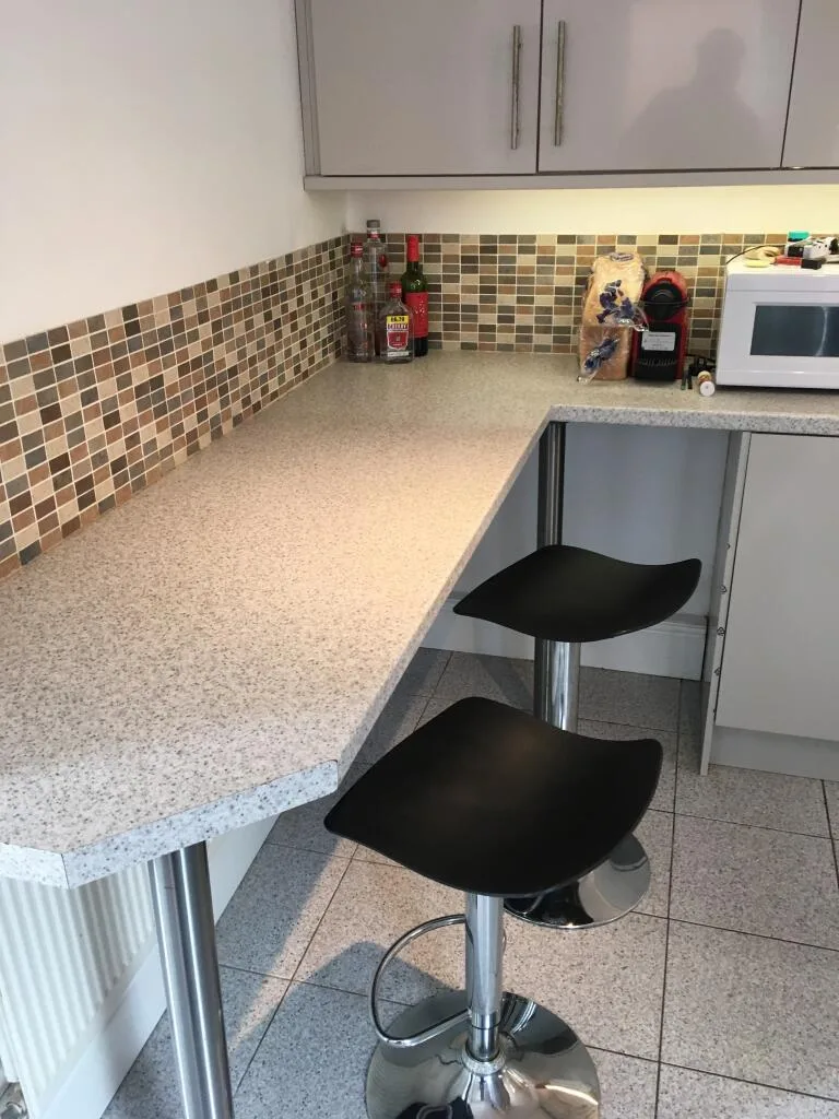 6 bedroom house for rent