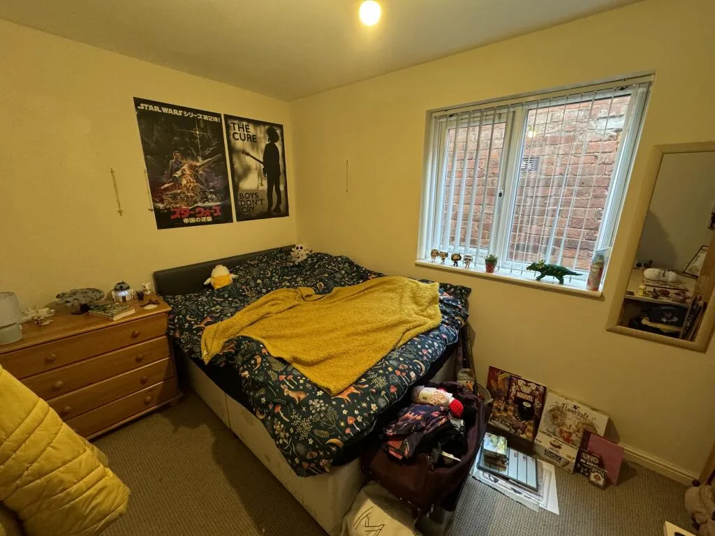 6 bedroom house for rent