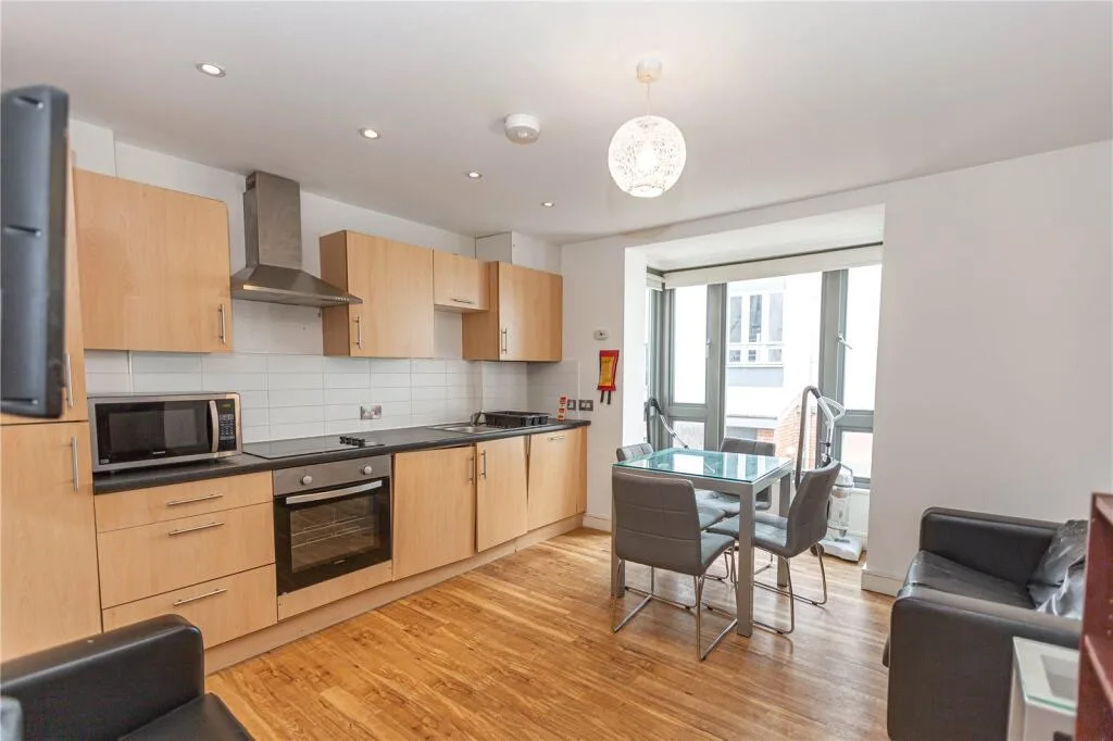 4 bedroom apartment for rent