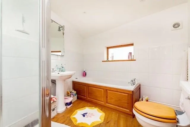 4 bedroom terraced house for rent
