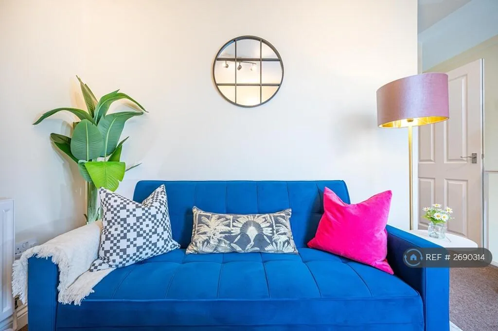 2 bedroom flat for rent