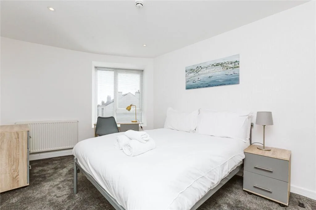 6 bedroom apartment for rent
