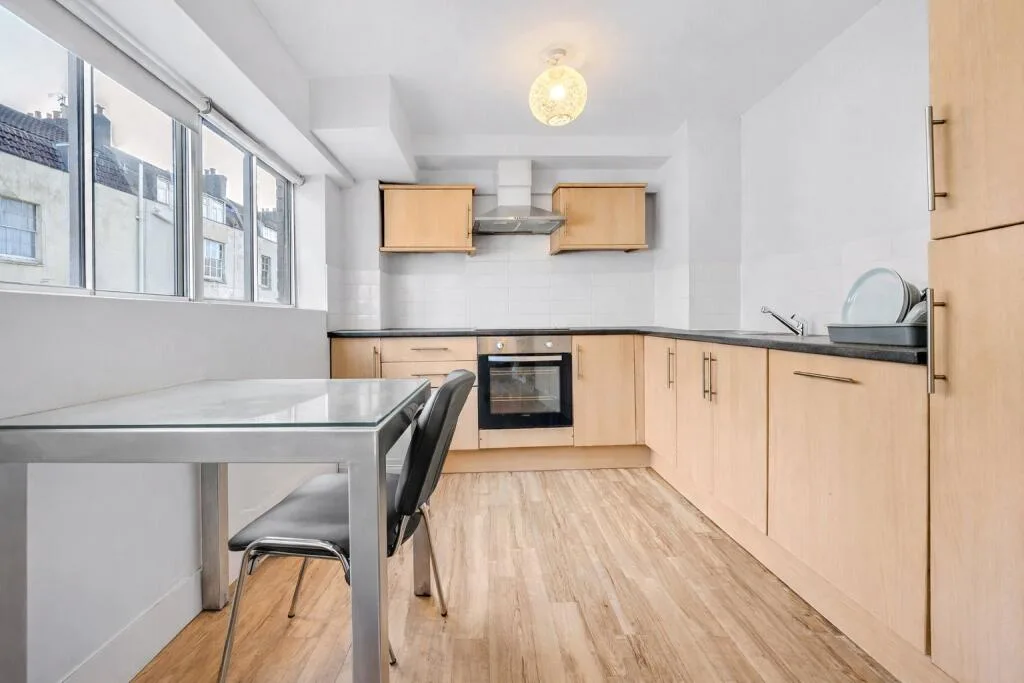 4 bedroom apartment for rent