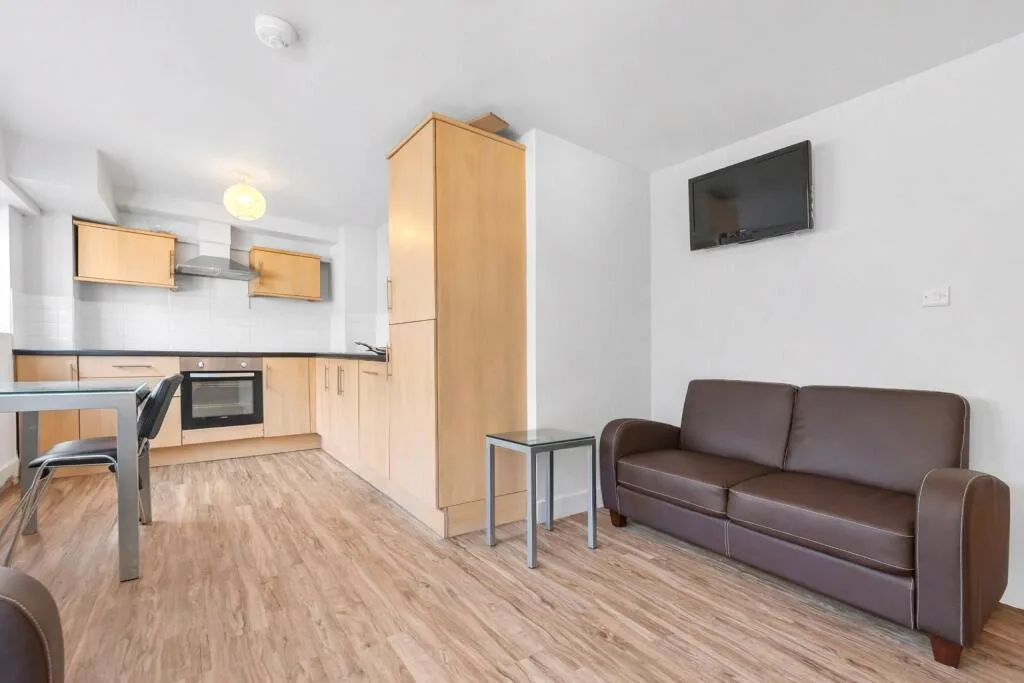 4 bedroom apartment for rent