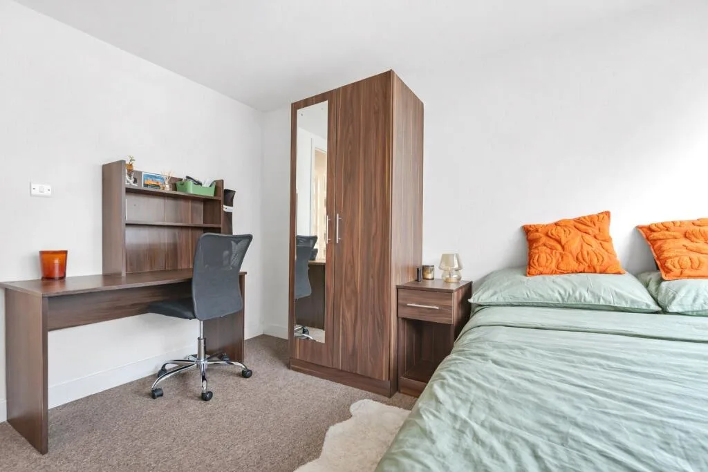 4 bedroom apartment for rent