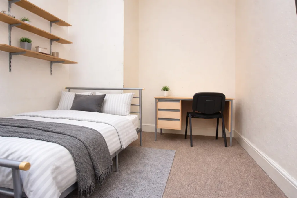 1 bedroom house share for rent