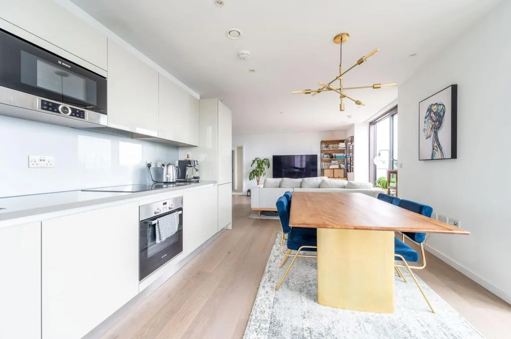 3 bedroom flat for rent