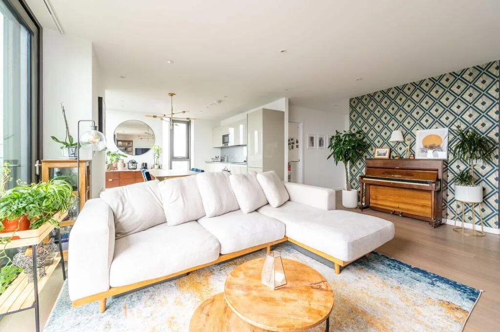 3 bedroom flat for rent