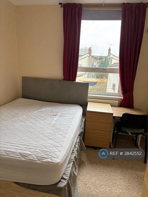 1 bedroom house share for rent