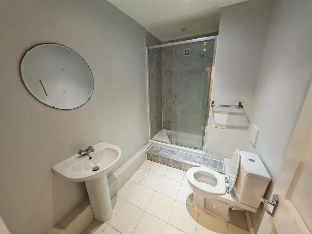 3 bedroom flat for rent