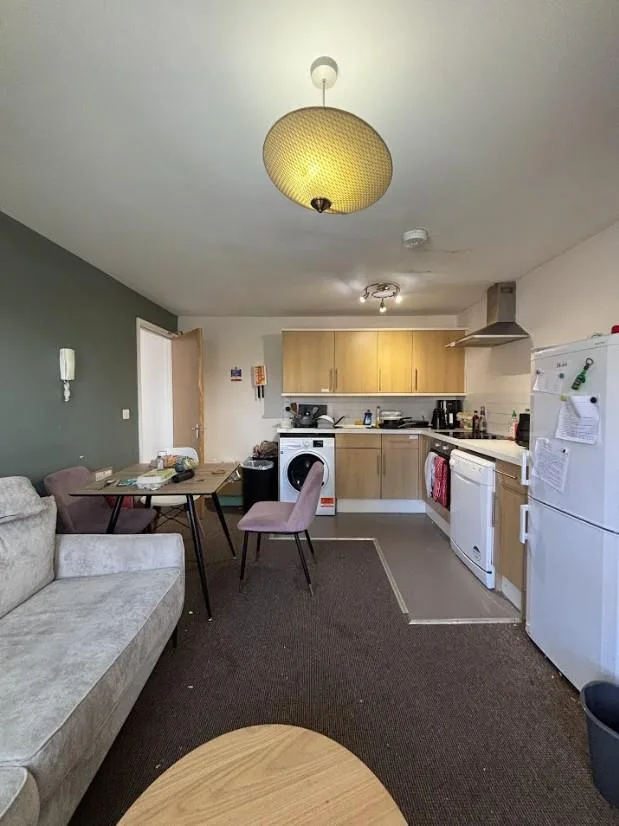 3 bedroom flat for rent