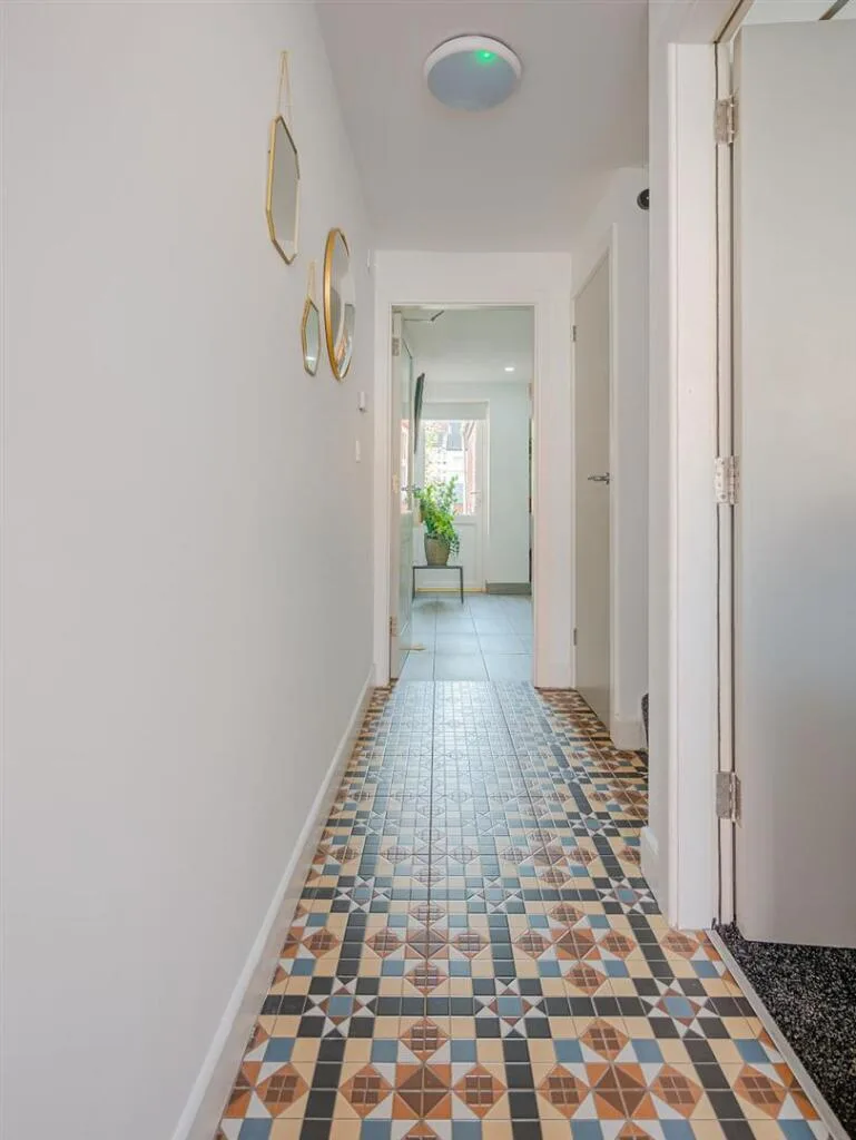 1 bedroom house share for rent