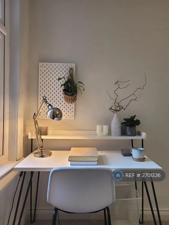 1 bedroom house share for rent