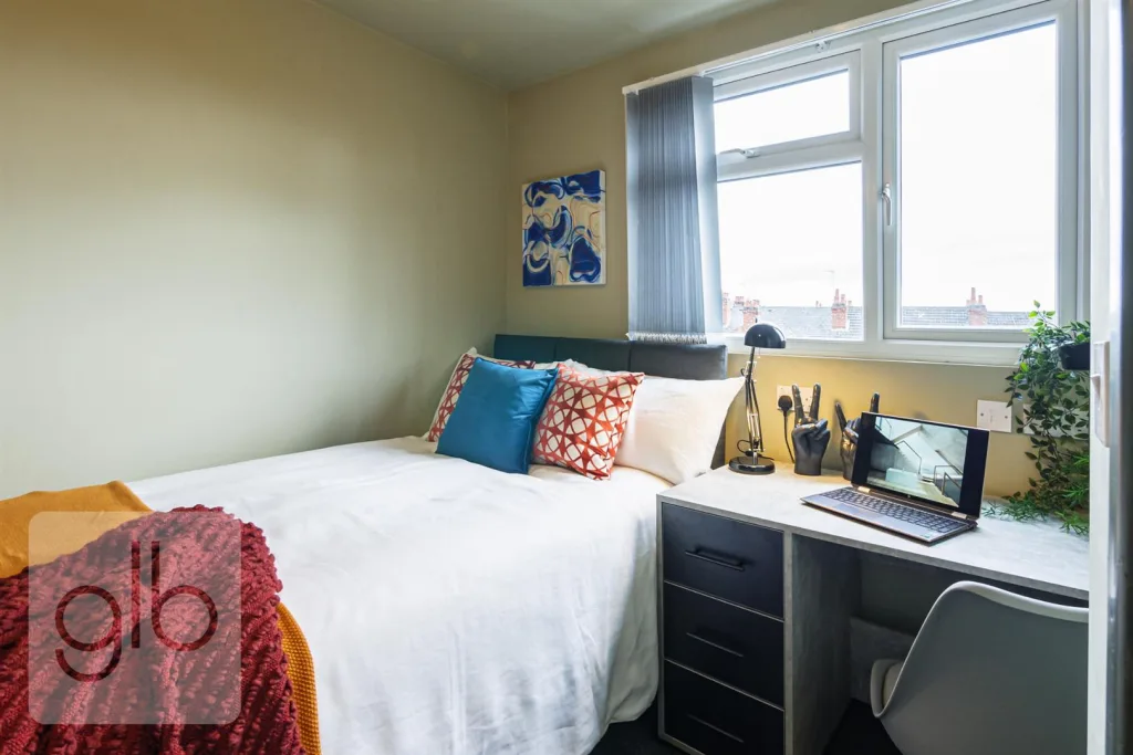 1 bedroom house share for rent