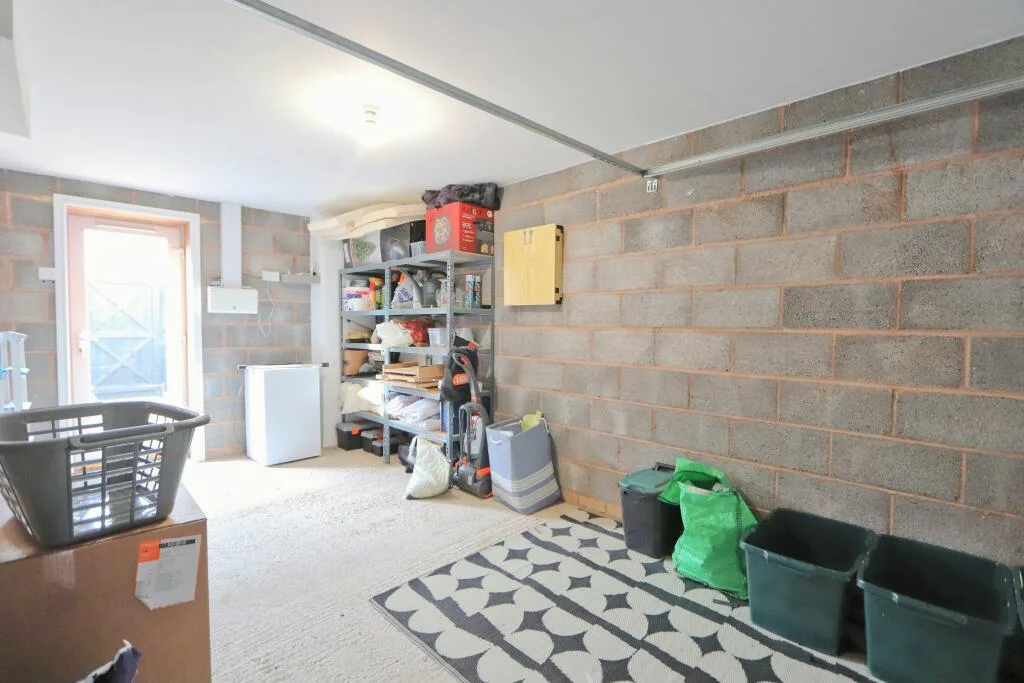 2 bedroom terraced house for rent