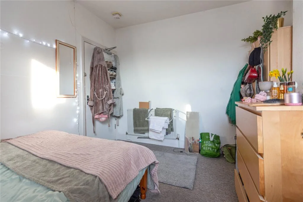 6 bedroom terraced house for rent