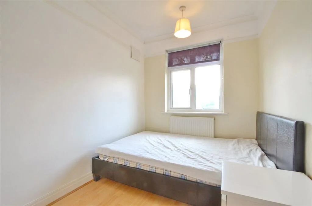 4 bedroom semi-detached house for rent