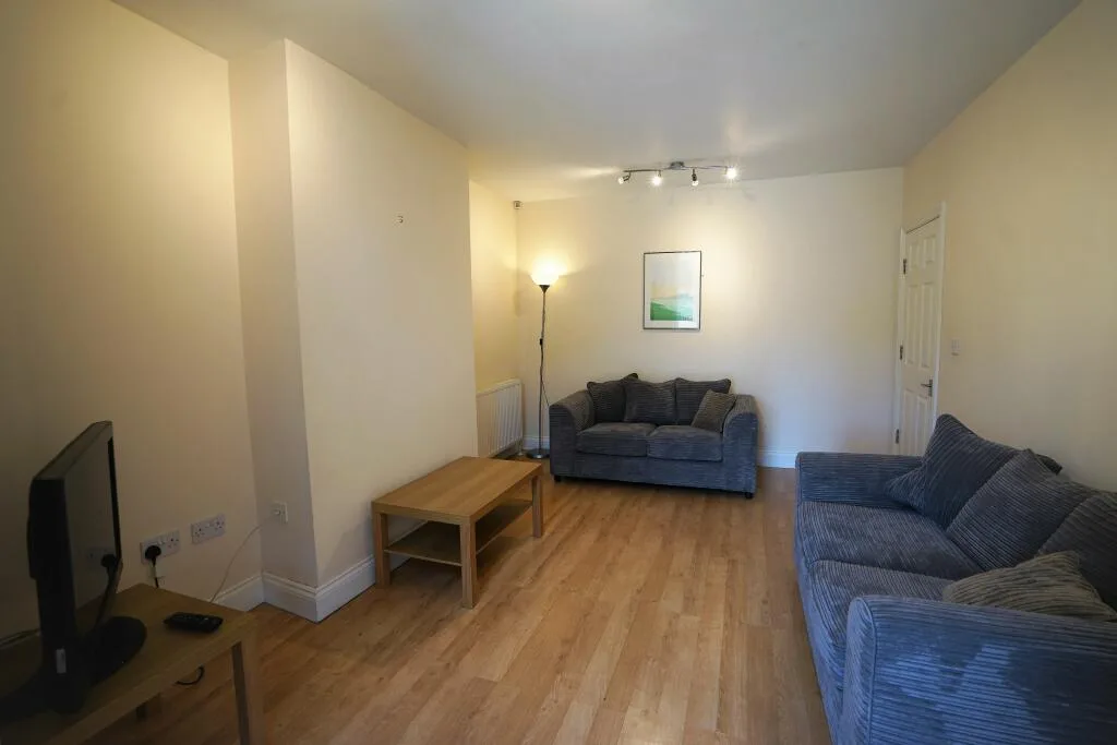 4 bedroom terraced house for rent