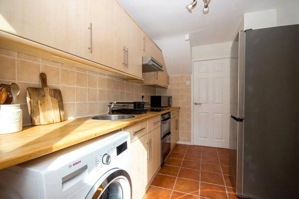 4 bedroom terraced house for rent