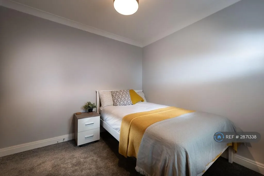 1 bedroom house share for rent