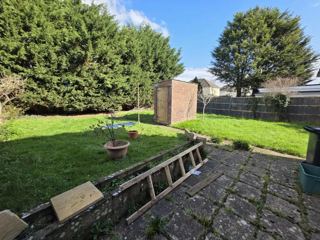 1 bedroom house share for rent