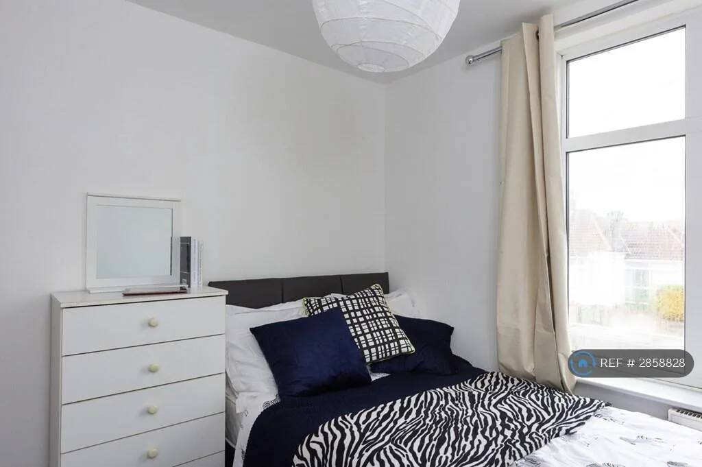 1 bedroom house share for rent
