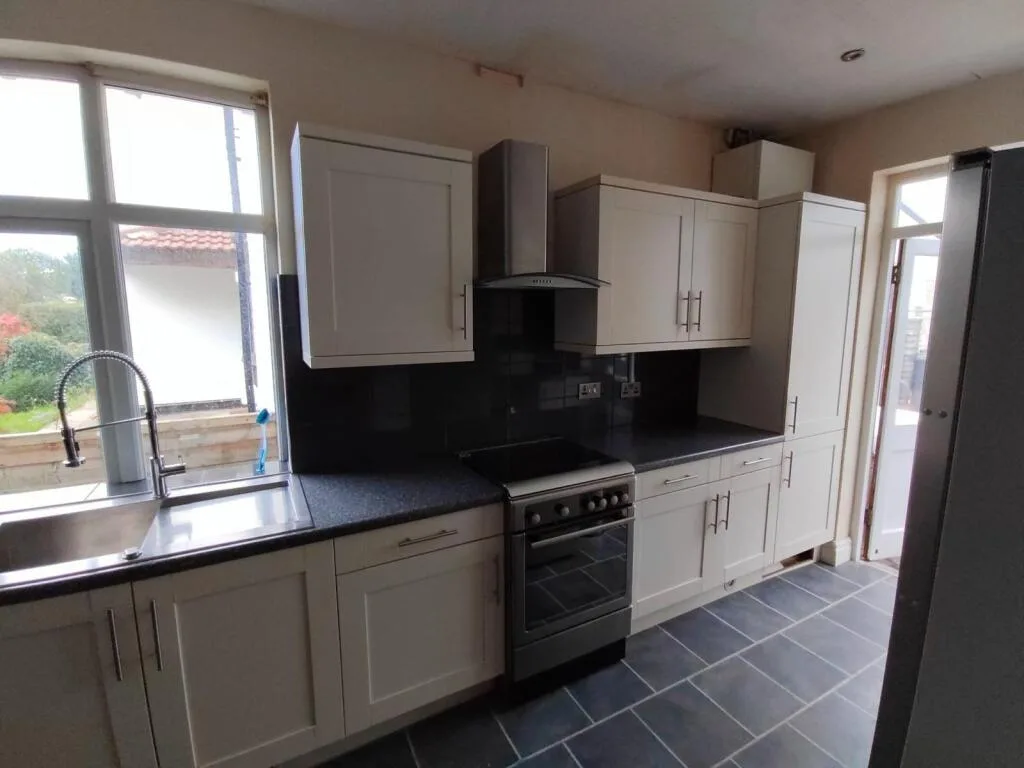 1 bedroom house for rent