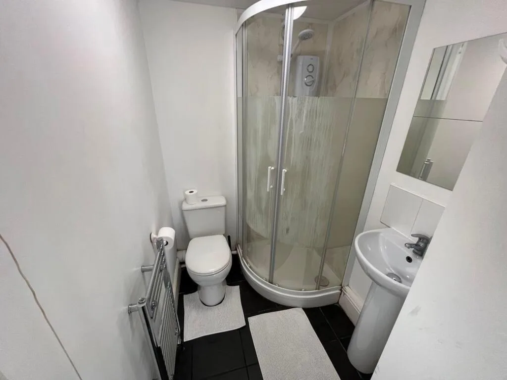 1 bedroom house for rent