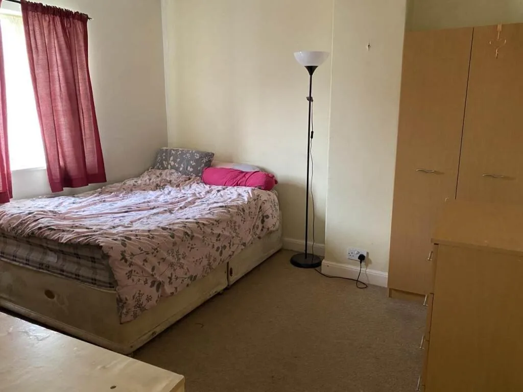 4 bedroom terraced house for rent