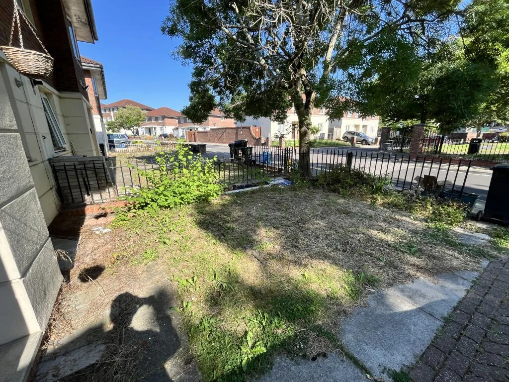 3 bedroom semi-detached house for rent