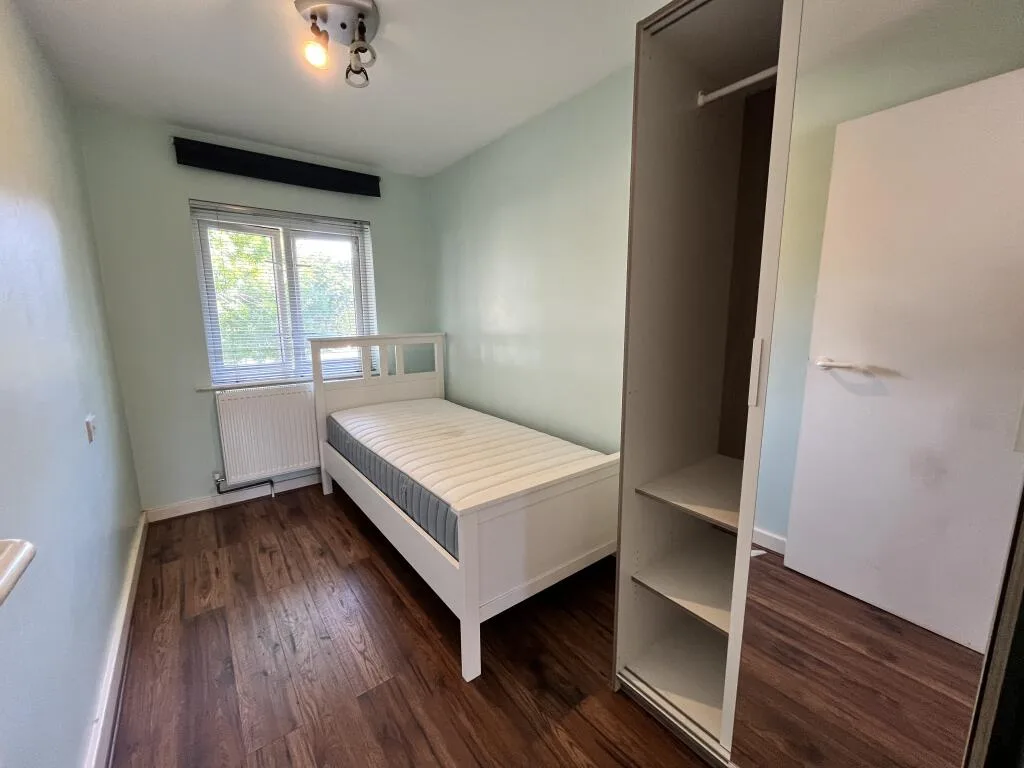 3 bedroom semi-detached house for rent