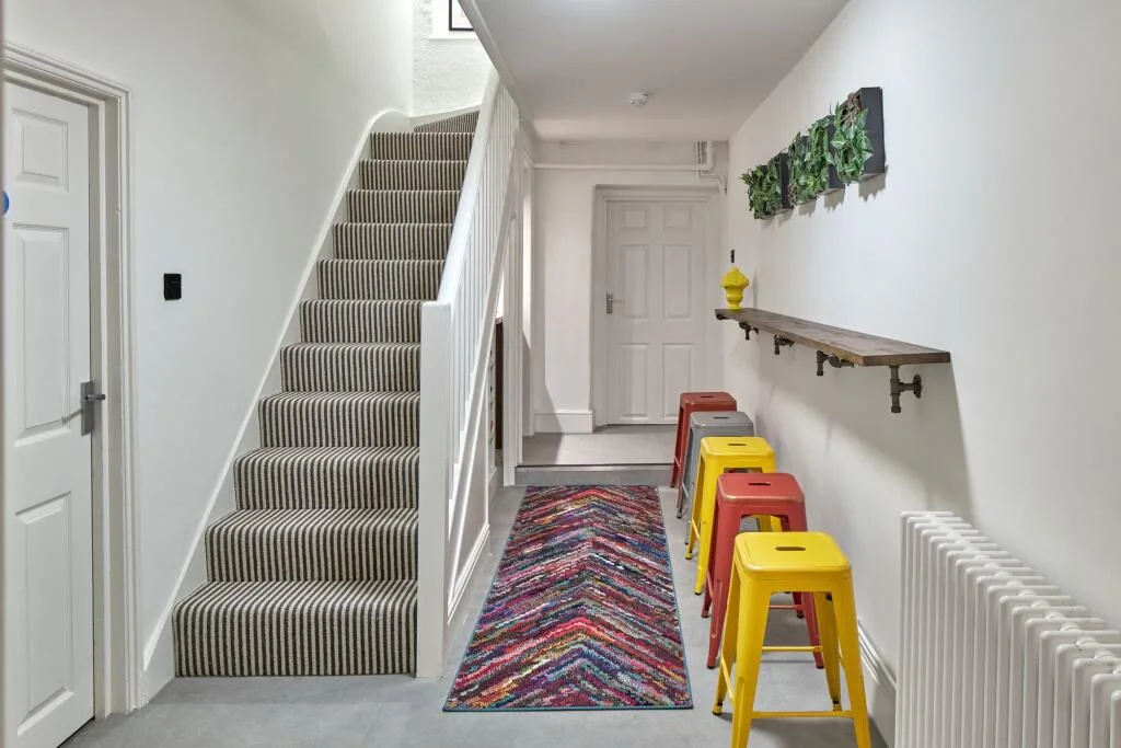 16 bedroom house of multiple occupation for rent