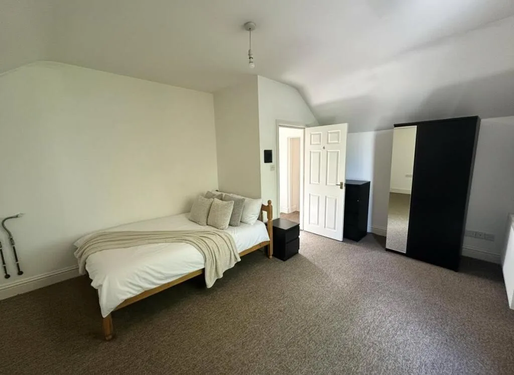 3 bedroom apartment for rent