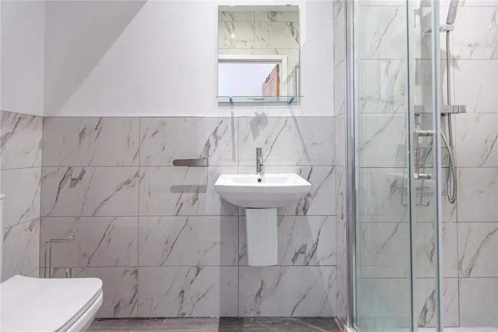 1 bedroom semi-detached house for rent