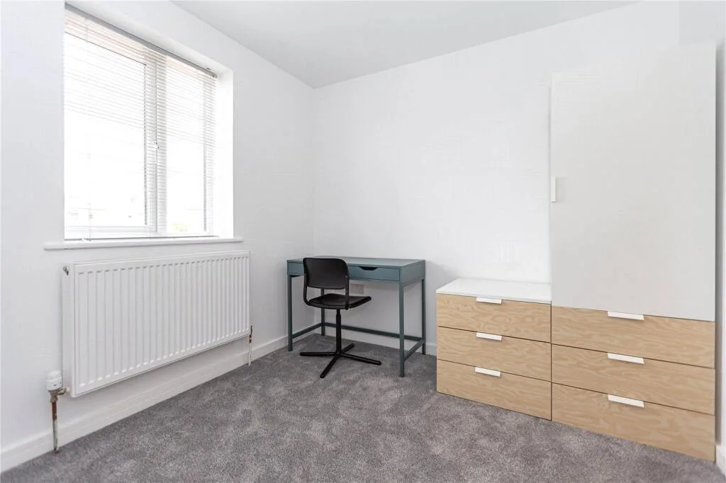 1 bedroom semi-detached house for rent