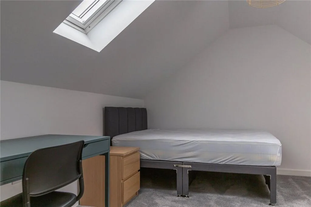 1 bedroom semi-detached house for rent